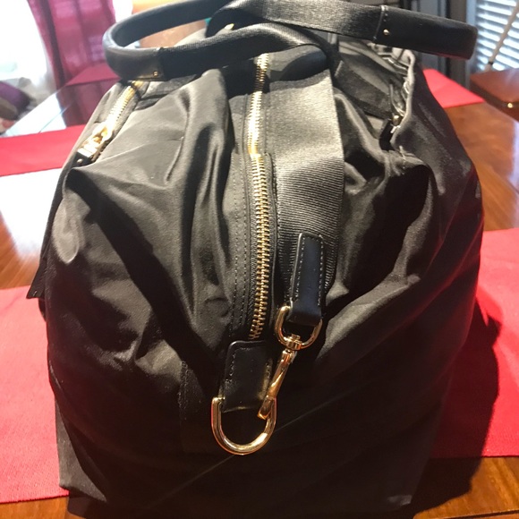 tumi expandable duffel bag